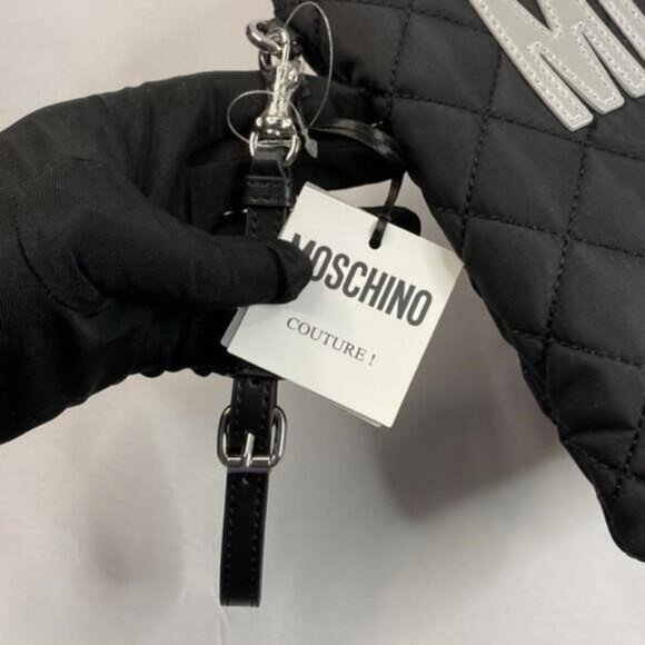 New 💯 Authentic Moschino quilted logo clutch bag - Picture 8 of 13